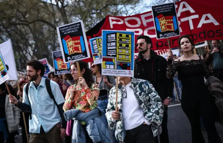 Manifestação contra a crise da habitação em Lisboa